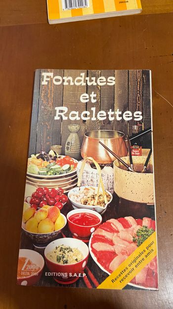 Fondues et Raclettes Editions S.A.E.P