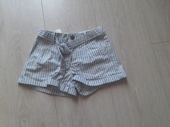 Short Kiabi 5 ans taille ajustable