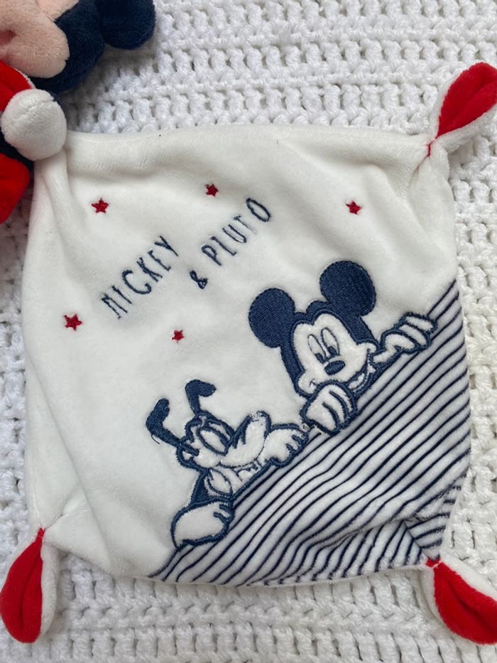 Doudou Mickey - photo numéro 3