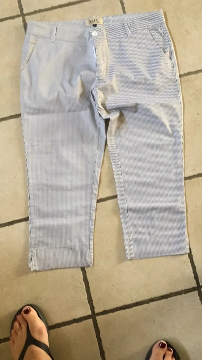 Pantalon T40 rayé noir et blanc