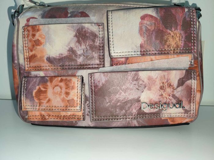 Sac porté épaule ou main Desigual , neuf avec étiquette - photo numéro 3