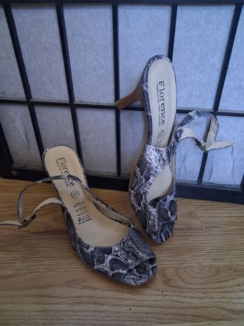 Chaussures femme - Taille 37 - Besson