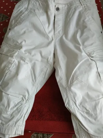 Pantacourt blanc homme