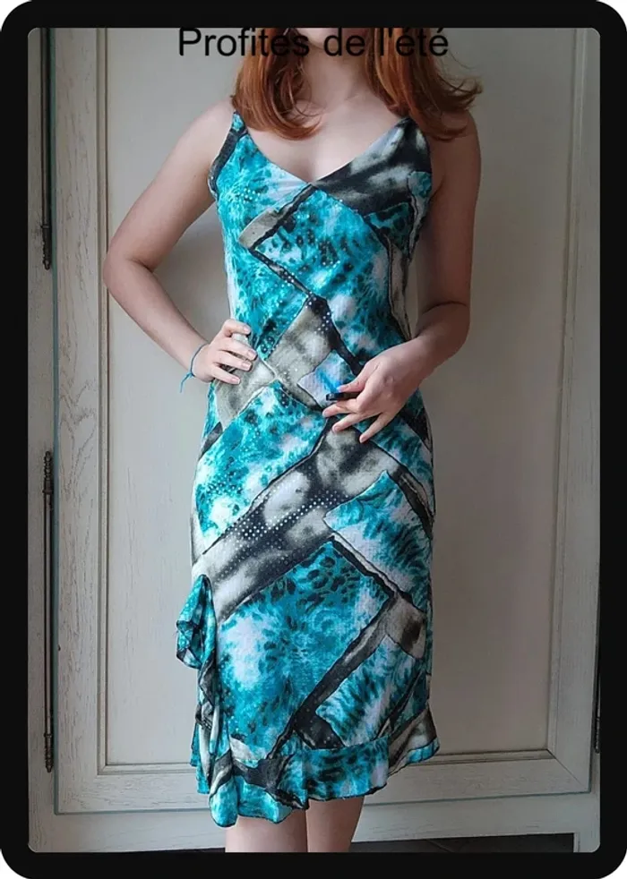 Robe bleue sequins y2k - photo numéro 4