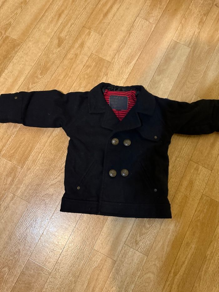 Manteau noir 12 mois - photo numéro 2
