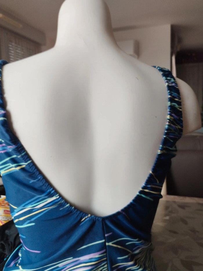 Maillot de bain taille 46 avec coque - photo numéro 3