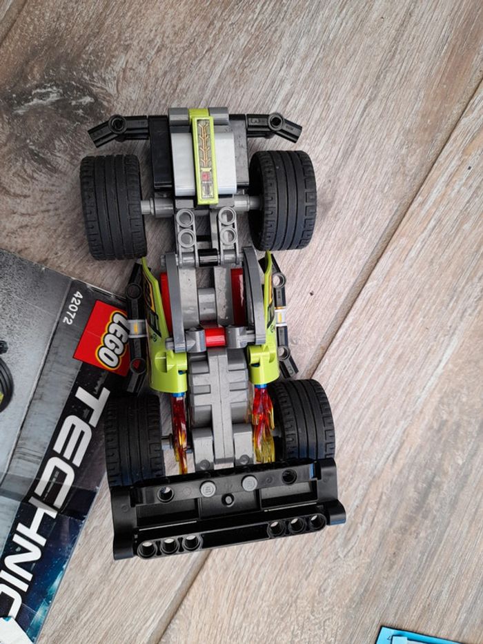 Lego technic 42072 - photo numéro 3