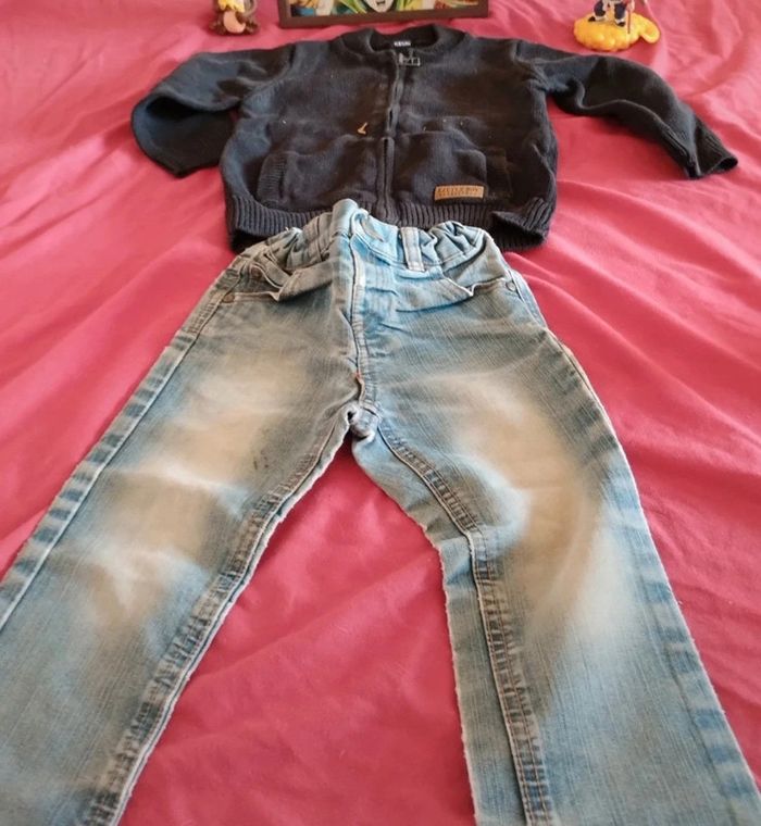 Lot jean et gilet zippé - photo numéro 2