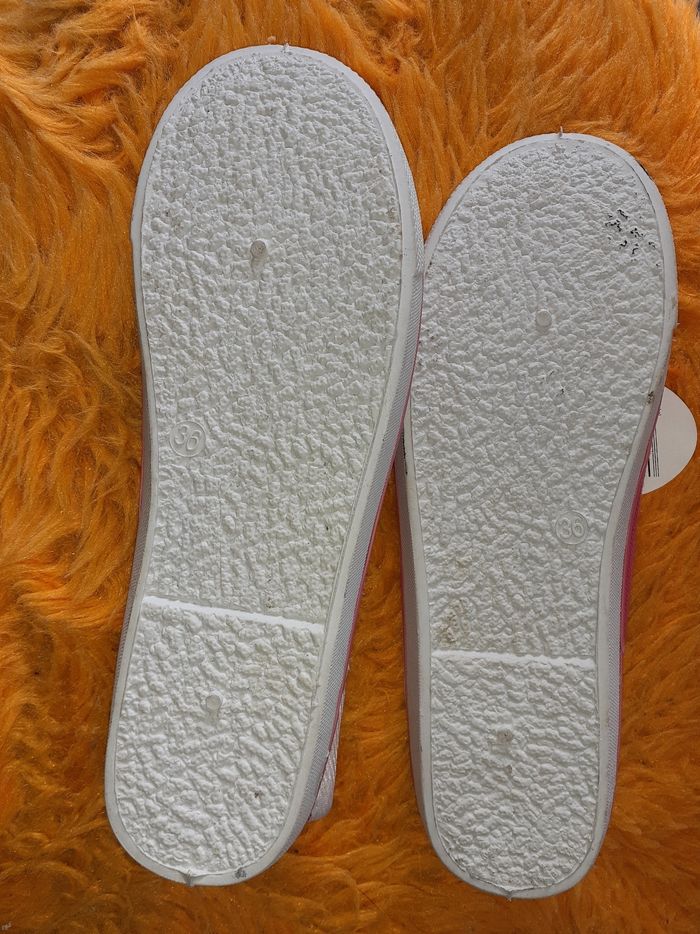 Ballerines en toiles neuves - photo numéro 3