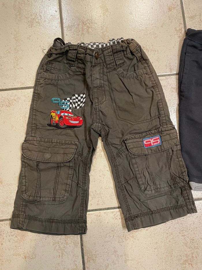 Lot de 2 shorts taille 4ans - photo numéro 2