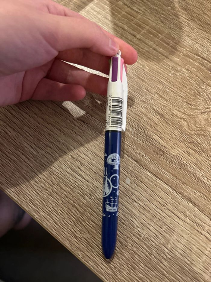 Bic 4 couleurs Disney - photo numéro 2
