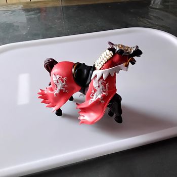 Cheval du roi au dragon rouge  39388 Papo