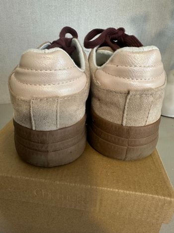 Magnifiques baskets - photo numéro 2