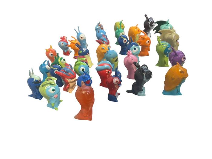 Lot de 35 figurines SlugTerra Jakks Pacific - photo numéro 4