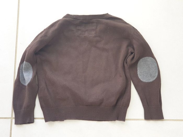 1 pull marron marque OKAIDI marqué 4 ans 102 cm - photo numéro 2