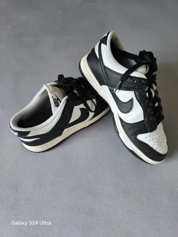 Nike dunk Low Rétro Panda - Taille 36,5