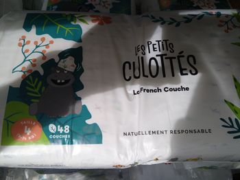 Lot de 3 paquets de couches bébé les petits culottés taille 4 