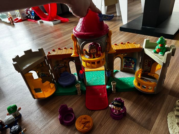 Lot Fisher price château - photo numéro 6