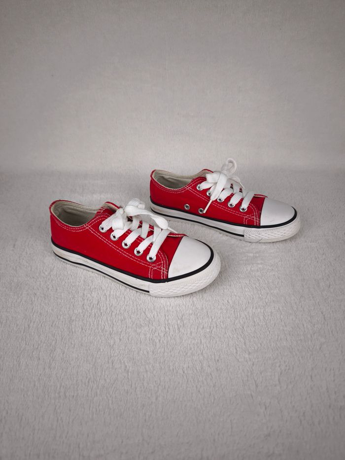 Sneakers rouge et blanche mixte pointure 31 - photo numéro 7