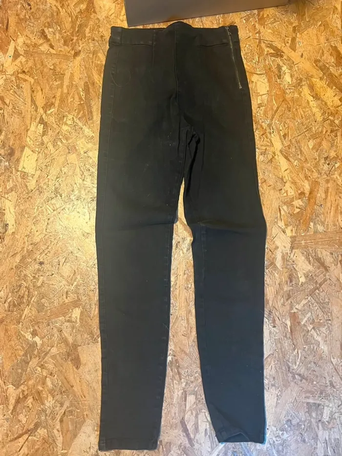 Pantalon noir avec fermeture éclaire - photo numéro 3