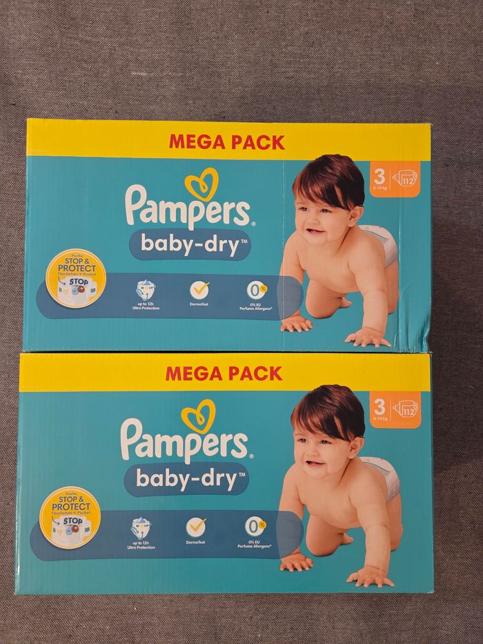Lot couches pampers taille 3