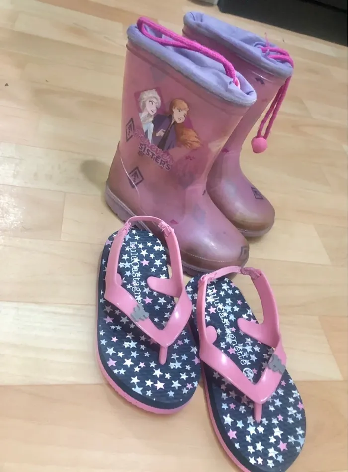Lot de sandales et bottes de pluie fille 24-25 - photo numéro 2