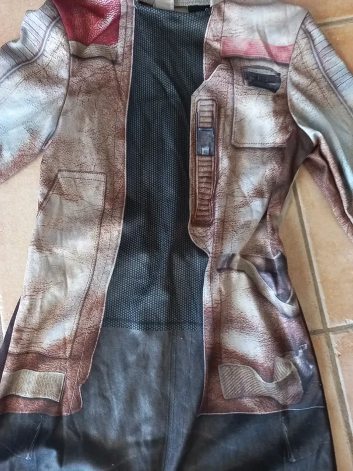 Déguisement star wars finn 7/8 ans - photo numéro 2