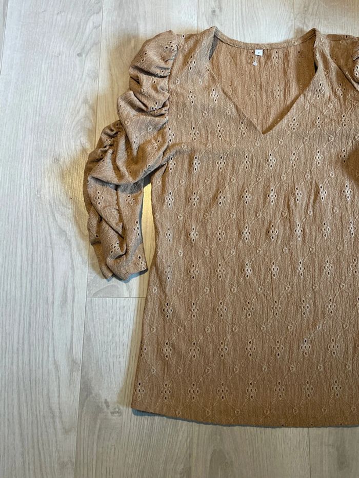 petit haut manche bouffante camel - photo numéro 2