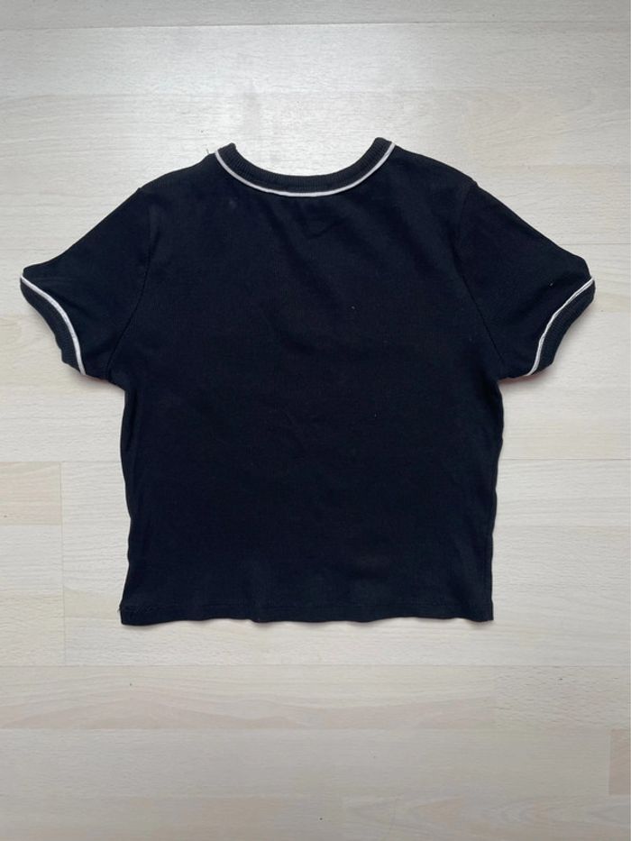 T-shirt court noir - photo numéro 2
