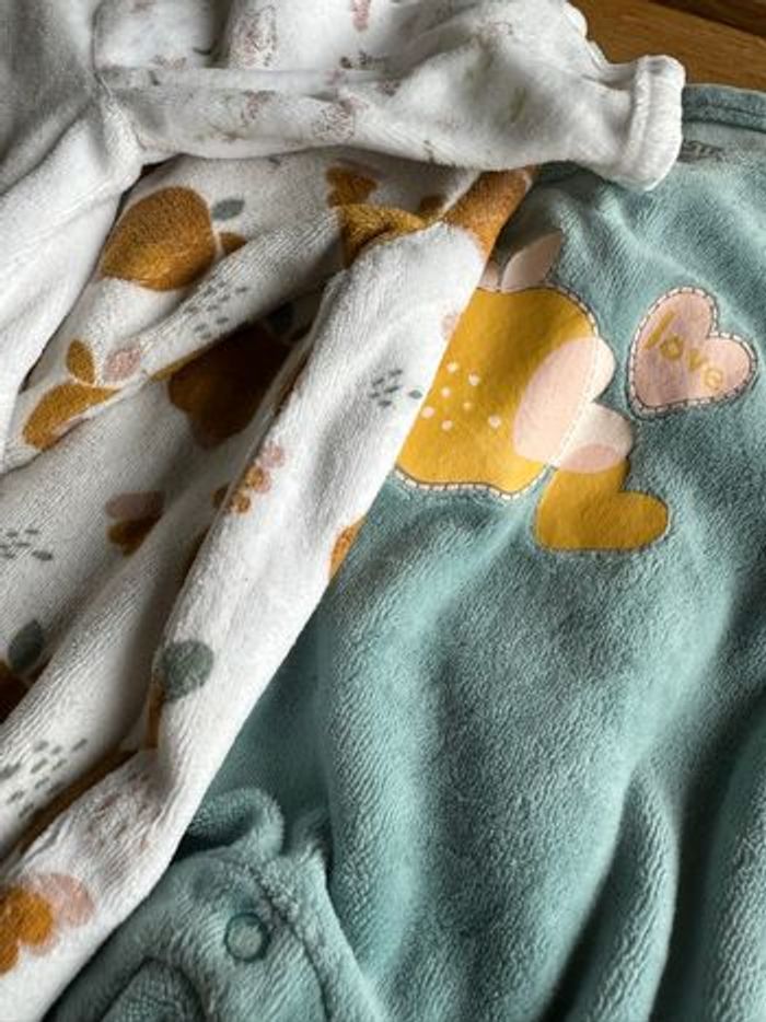 Lot de 4 pyjamas doux T54 - photo numéro 2