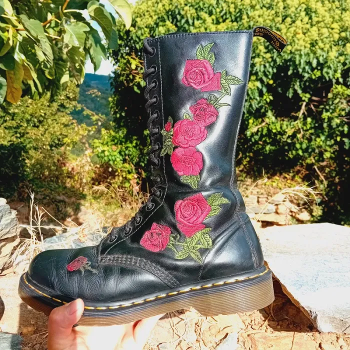 Dr. Martens 1914 Vonda roses brodées 39 - photo numéro 5