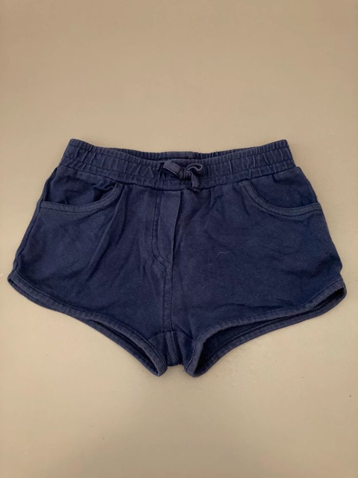 Short 2 ans