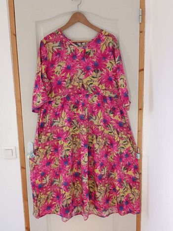 Robe floral rosé 46 3XL