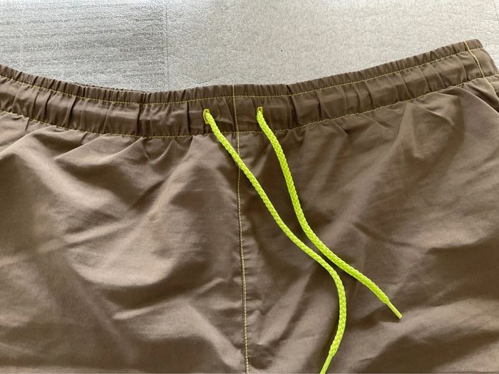 Short Kaki Décathlon - photo numéro 2