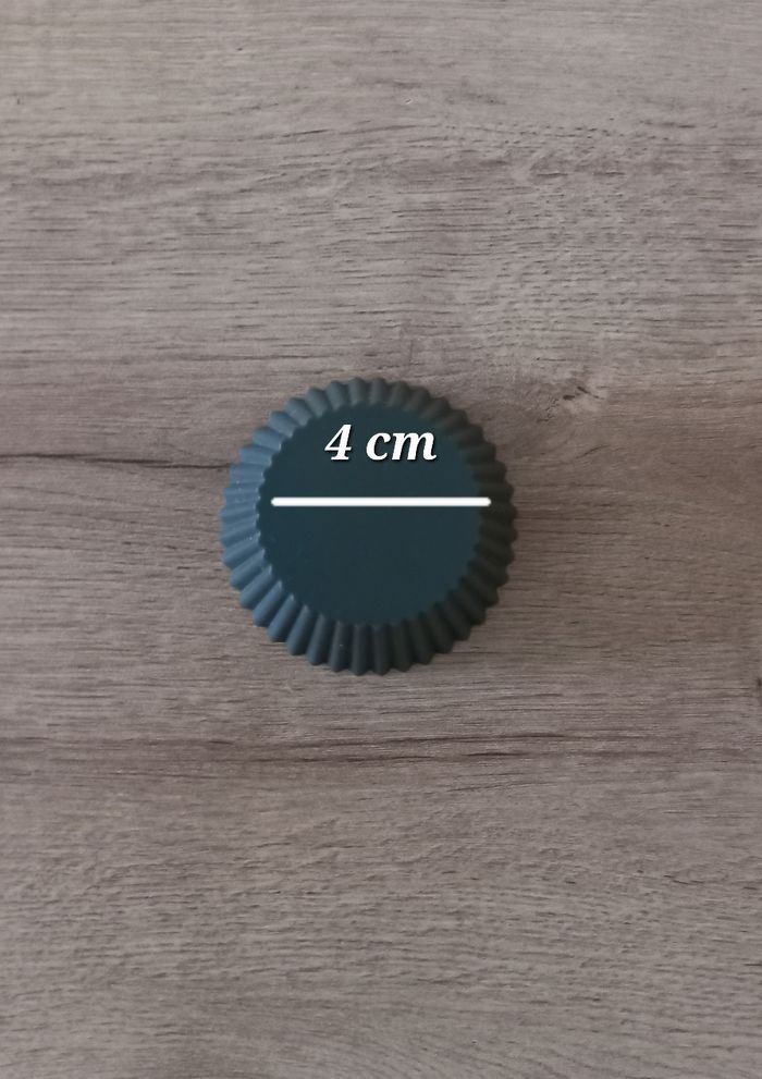 Moules cupcakes/muffins en silicone " ×12 " - photo numéro 4