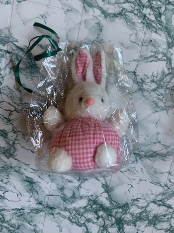 Lapin en peluche