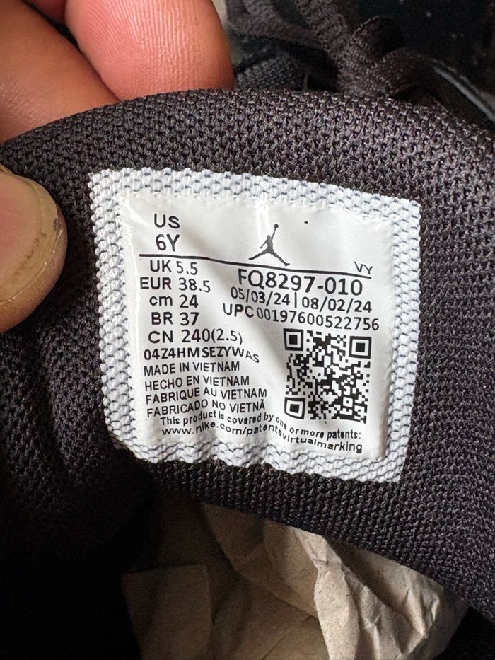 Nike Jordan Max aura 6 taille 38,5 - photo numéro 4