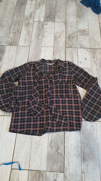 Très belle blouse kaporal taille 34 en très bon état