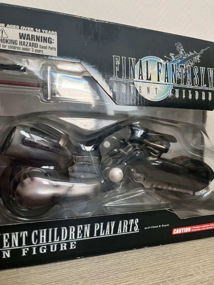 Figurine final fantasy 7 advent children play arts - photo numéro 3