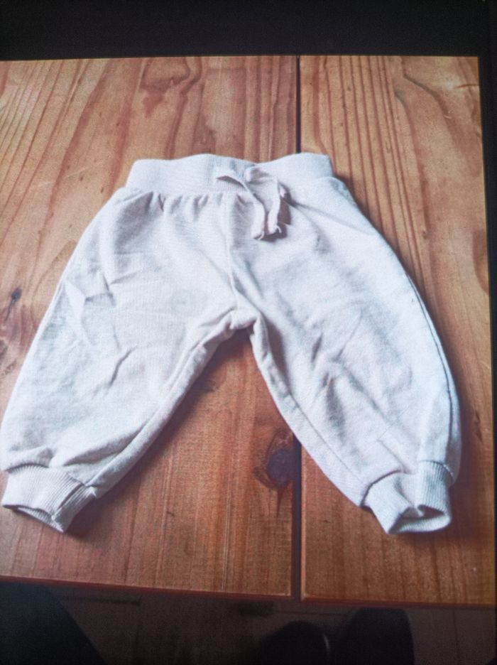 Lot de vêtement bébé fille taille 3 mois