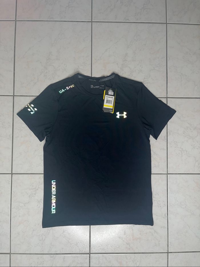 T-shirt Under Armour - photo numéro 2
