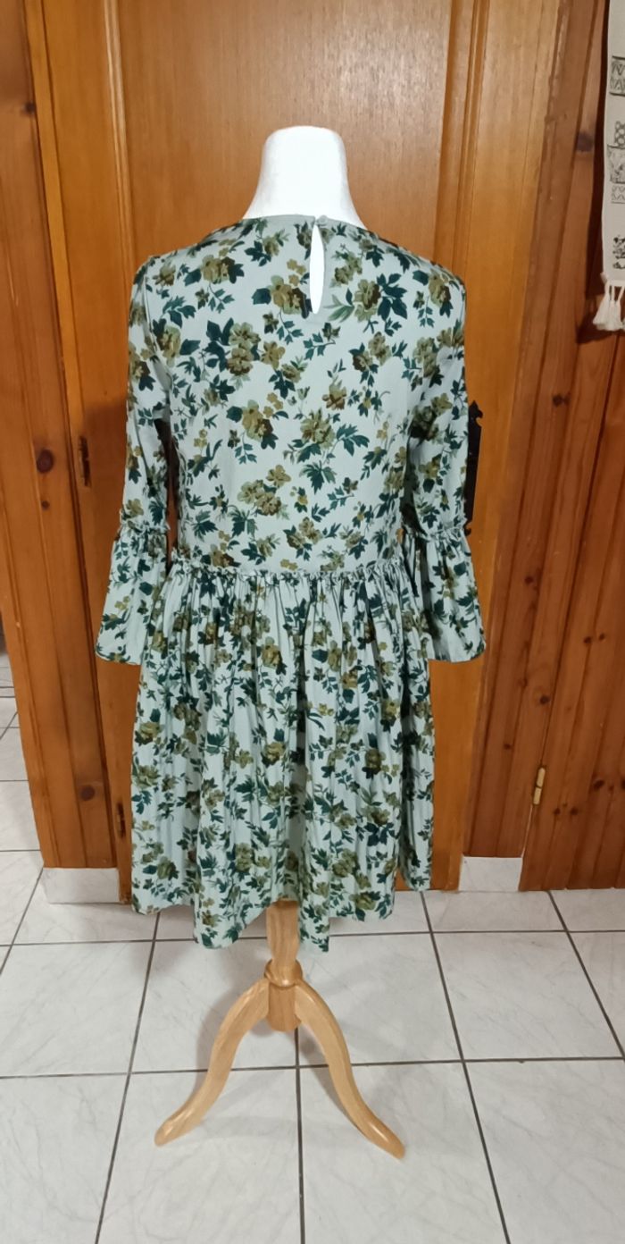 Robe femme - photo numéro 2