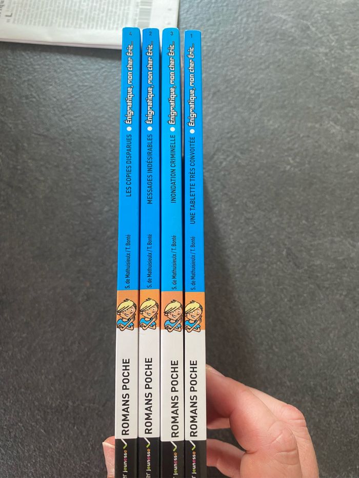 Lot de livres romans 8/12 ans - photo numéro 3