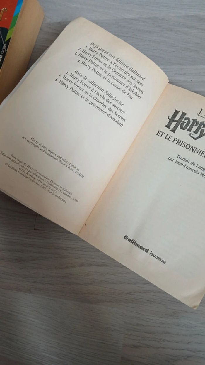 Livre Harry Potter - photo numéro 3