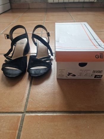 Sandales 👡 taille 41