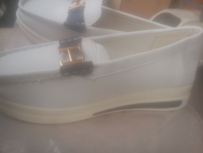 Chaussure - photo numéro 2