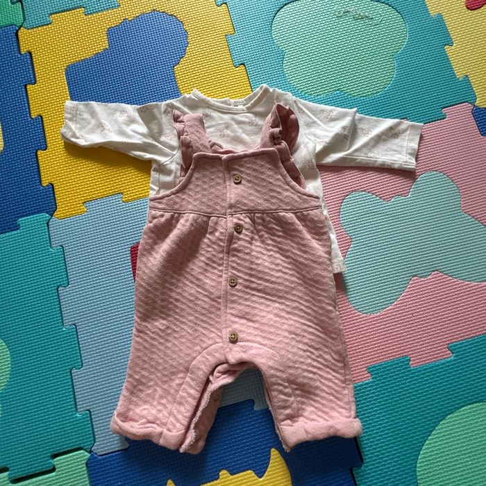 Vêtements pour bébé