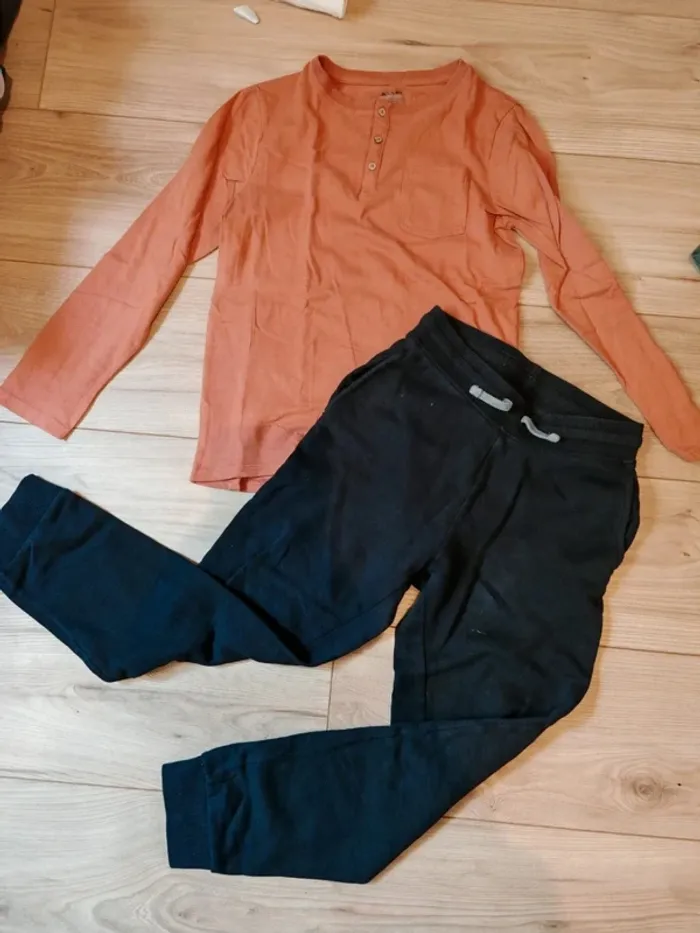 Ensemble t-shirt jogging