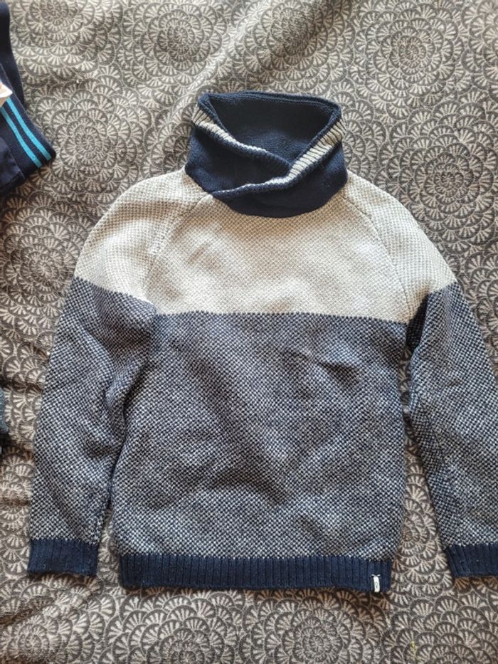 Lot 5 pulls garçon 8 ans - photo numéro 4
