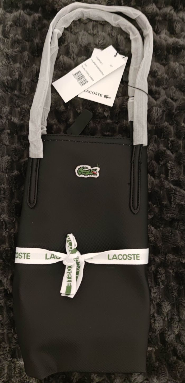 Sac à bandoulière Lacoste taille L - photo numéro 4